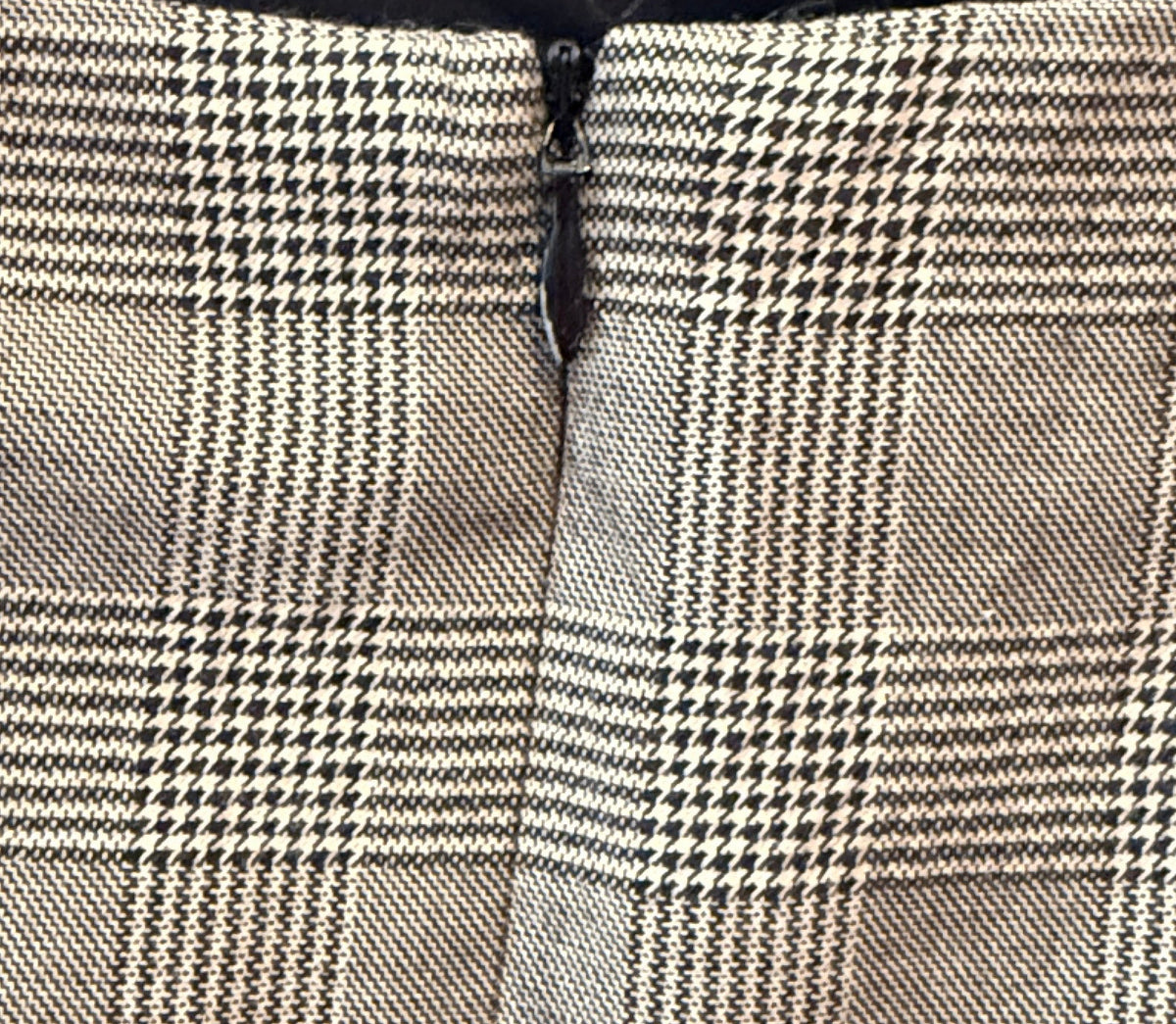 2000s Akris Punto Wool Skirt