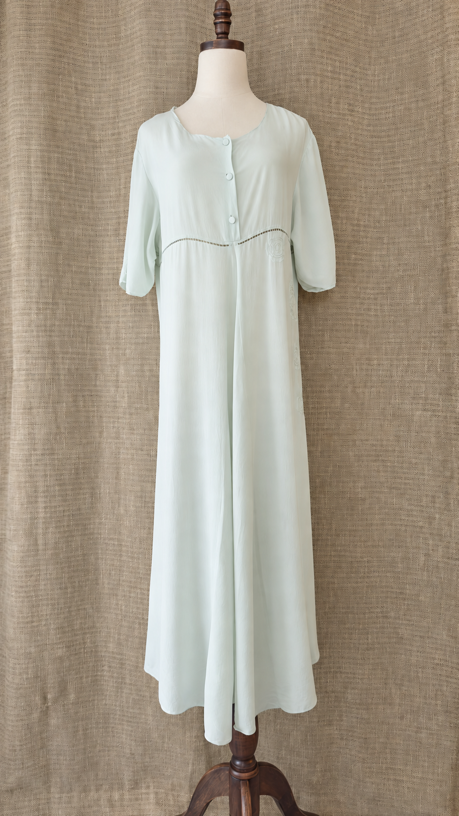 INV-052 Xiangfeng pale gray-green silk dress mannequin front