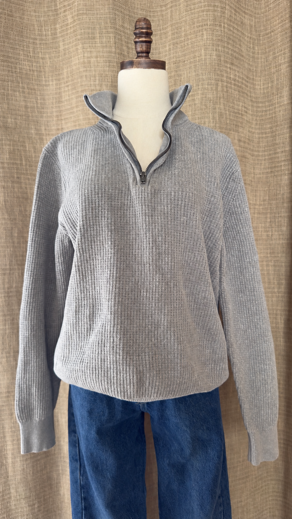 2010s Gap Cotton Sweater