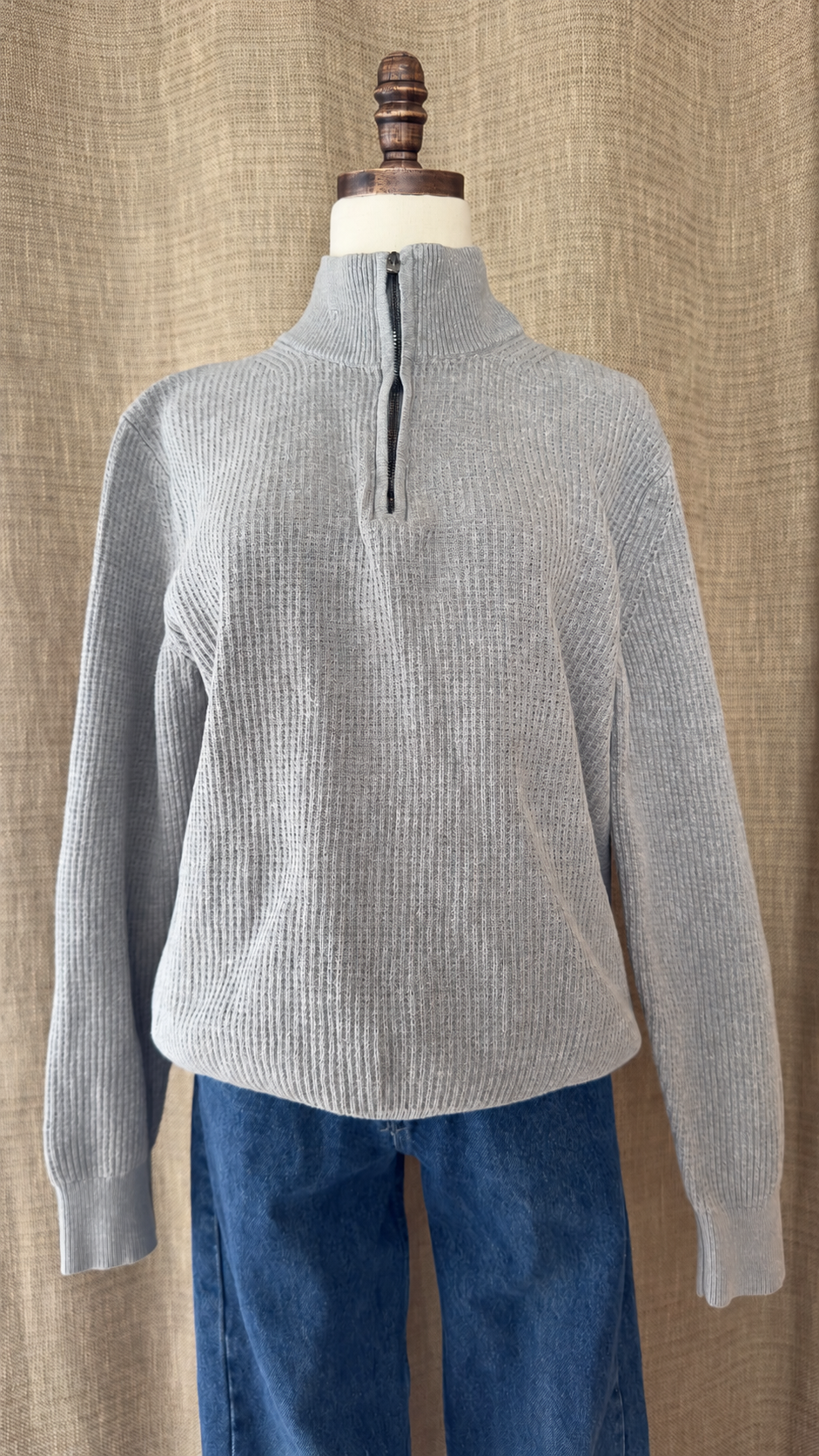 2010s Gap Cotton Sweater