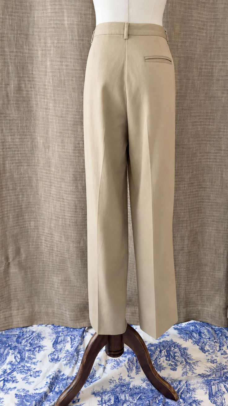 INV-097 Brooks Brothers mannequin back