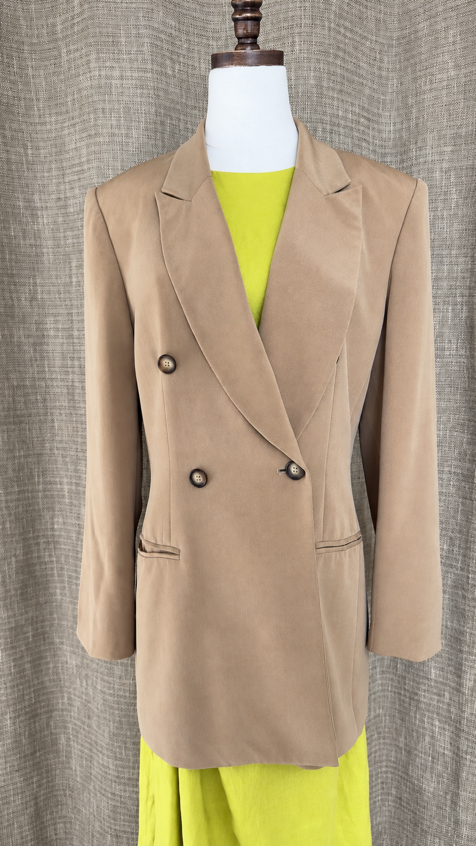 Jones New York camel silk blazer on mannequin, front view
