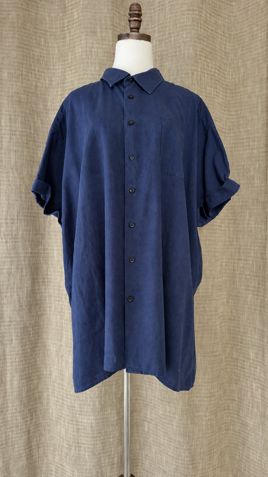 INV-210 Linea Uomo mannequin front