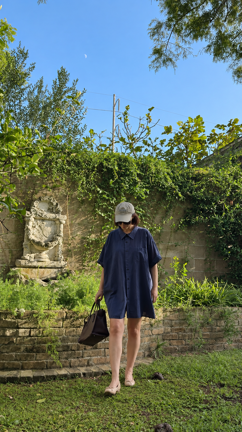 INV-210 Linea Uomo editorial walk 01