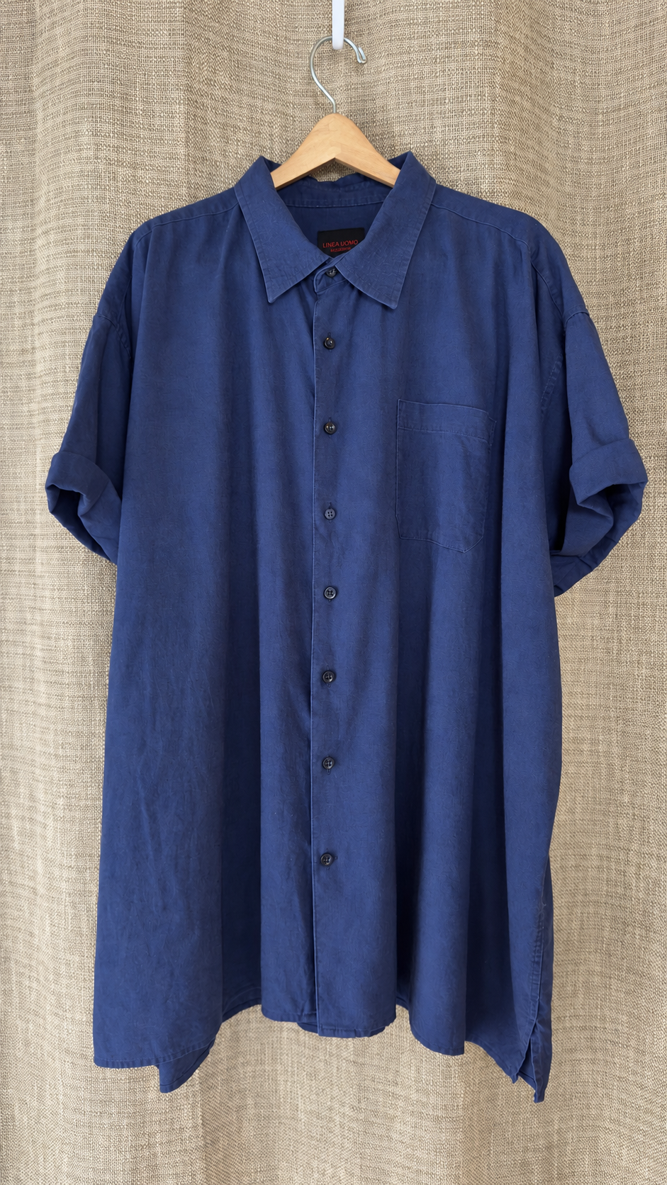 INV-210 Linea Uomo hanging front